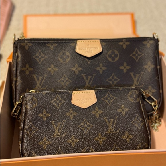 LV Multi Pochette 🔥SOLD🔥 - Picture 7 of 11